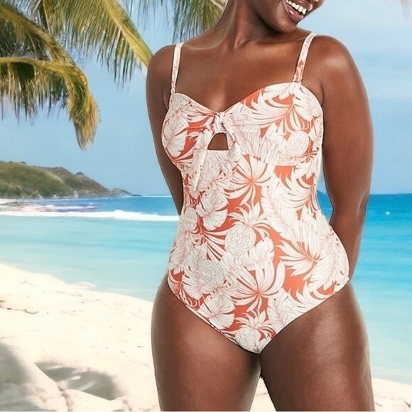 NWT Old Navy Tie-Front One-Piece Swimsuit Pineapple Hibiscus Print Plus Size 2X - Picture 1 of 16